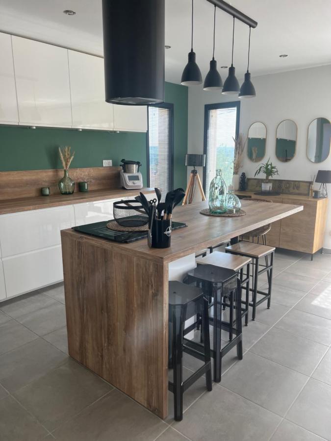 Agreable Villa Recente Au Coeur D'Un Charmant Petit Village Sernhac Zewnętrze zdjęcie